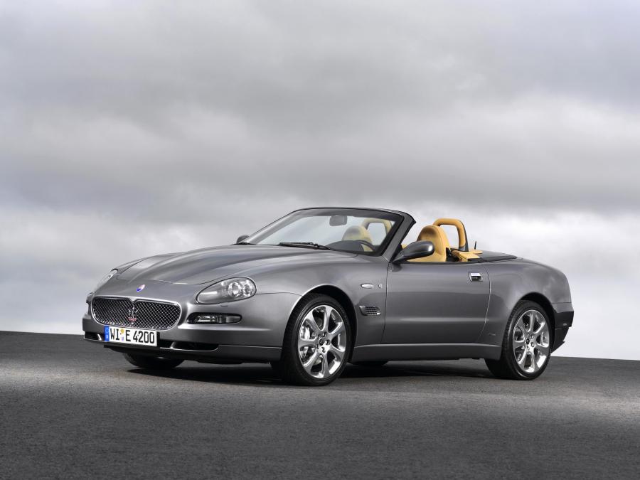  Maserati Spyder 2004 года  (фото 1 из 5)
